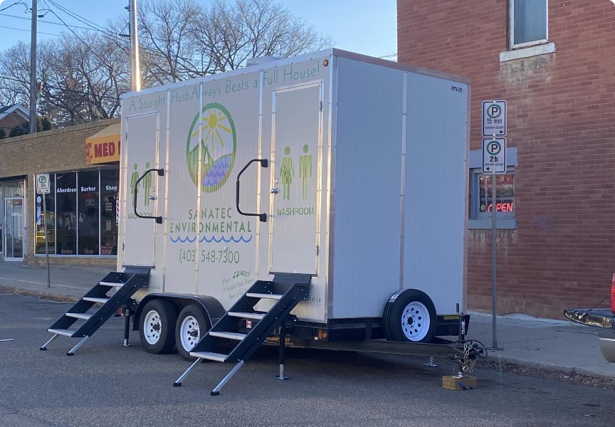 Event toilet trailers thmbnail